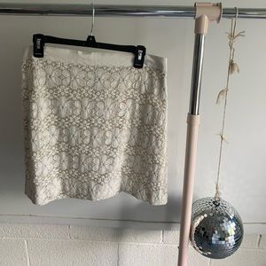 LOFT LACE SKIRT